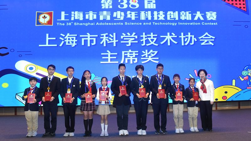 从“拆分”到“调度”：云原生架构部署与微服务的真实分工